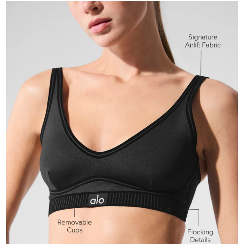ALO Yoga Airlift Line Up Bra black size small
